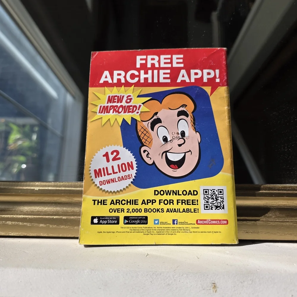 Archie Comic Digest Book - Picture 2 of 2